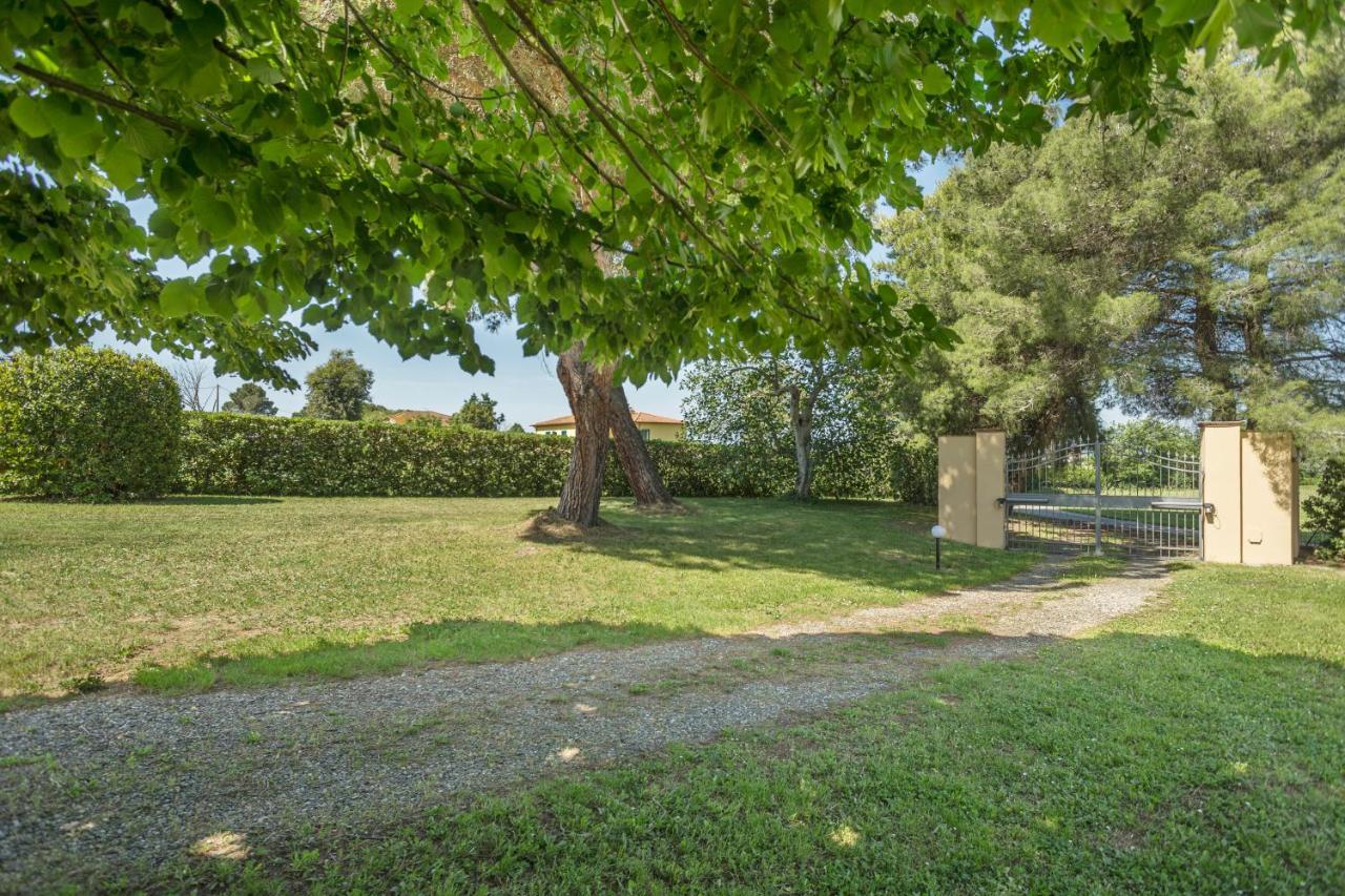 Podere Belvedere Livorno Exteriör bild